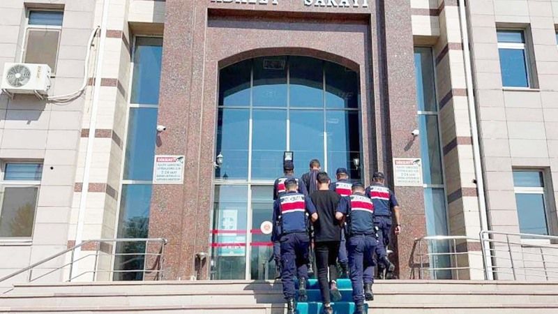 Yozgat’ta Aranıyorlardı! 2 Firari Yakayı Ele Verdi!