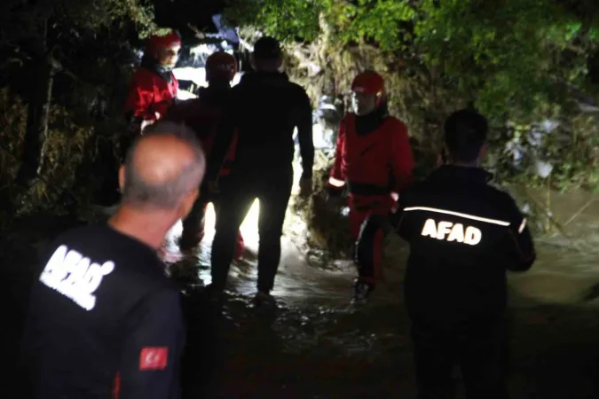 Yozgat'ta Acil Kodlu Uyarı: Komşu Kayseri'de Sel Felaketi ve Kayıp Vatandaş Aranıyor!