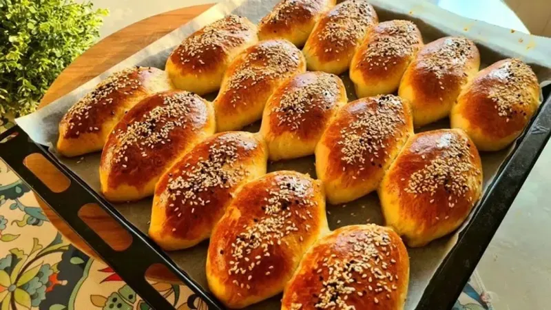 Görümce Kıskandıran, Kaynana Çatlattan Bayatlamayan Poğaça Tarifi