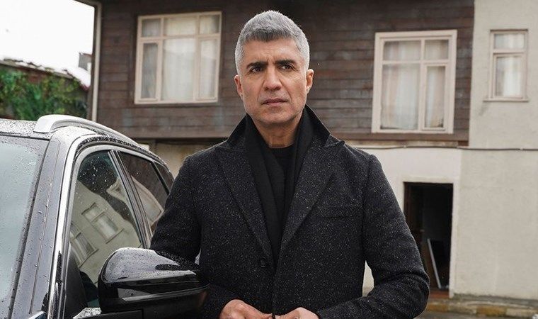 Özcan Deniz Ailesiyle Tüm Bağlarını Kopardı: Ünlü Sanatçıdan Şok Karar!