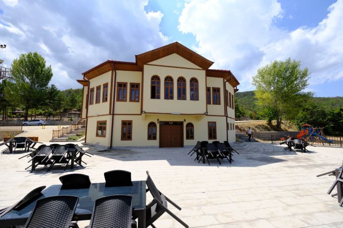 Akdağmadeni’nde Doğa ile Buluşma Noktası: Kadıpınarı Sosyal Tesisi Kapılarını Açtı