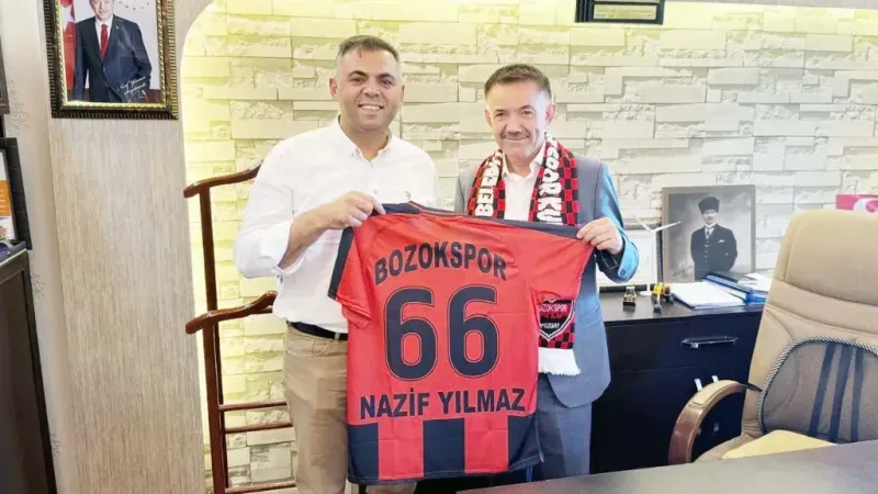 Forma hediye etti, destek istedi