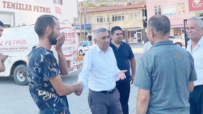 Şefaatli’de Moral Ziyareti! Başkan Bozkurt Esnaf İle El Ele!