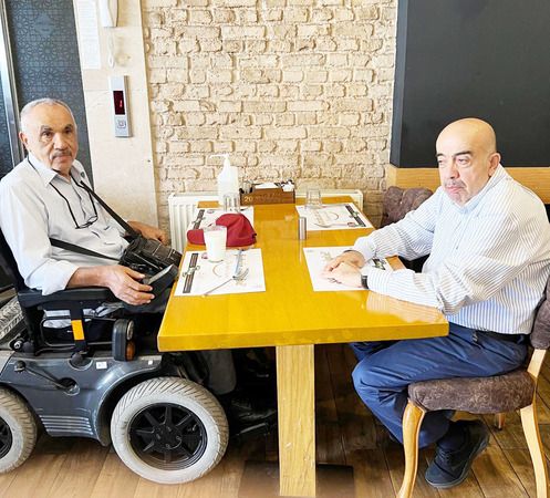 Yozgatlı Ülkücü Hareketin Gazisi Veysel Eraslan’la Ülkücü Davanın Önemli İsmi Zafer Özışık bir araya geldi