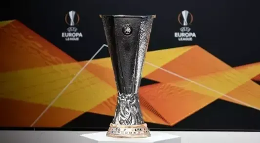30 Ağustos Fenerbahçe UEFA Avrupa Ligi 1. 2. 3. 4. hangi torbada? Fenerbahçe hangi torbada?
