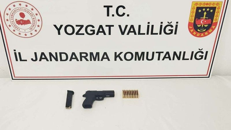 Akdağmadeni'nde Jandarmadan Baskın! Adli İşlemler Başladı!