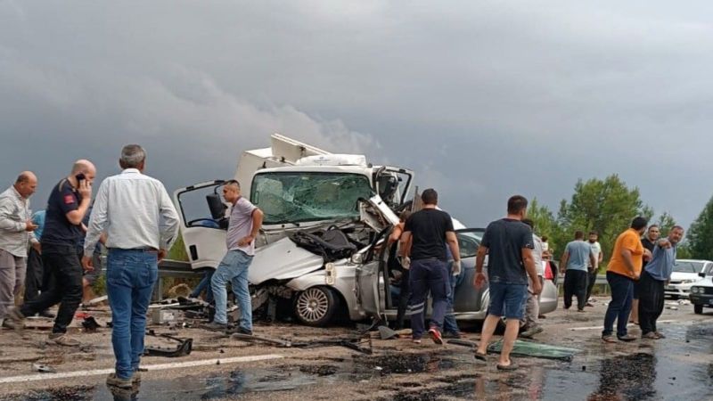 Baba İle 6 Yaşındaki Kızı Feci Trafik Kazasında Can Verdi!
