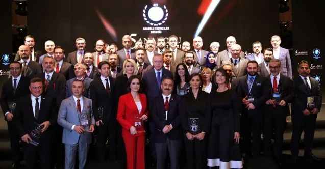 ATO başkanı Baran, ödülünü Cumhurbaşkanı Erdoğan’dan aldı