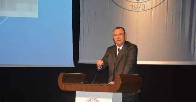 Topçuoğlu, intörn mühendislere başarılı olmanın yol haritasını çizdi: