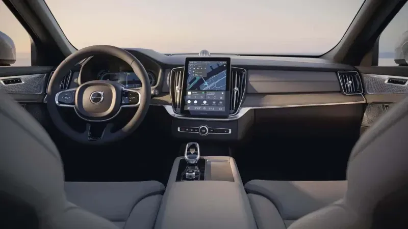 Volvo XC90 Yenilendi! Sürüş Tutkunlarının Hayallerini Gerçeğe Dönüştüren Teknolojik Başkaldırı Başlıyor!