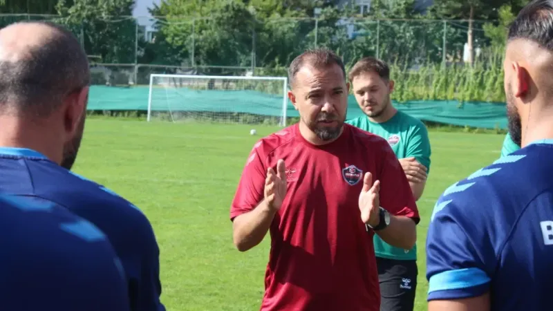 Yozgat Bozokspor Antrenörü Özbay Yozgatlıları Davet Etti: Yozgat'ın Takımı Yalnız Değil!