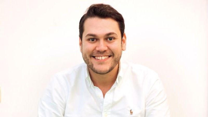 Oğuz Alper Öktem kimdir? Oğuz Alper Öktem kaç yaşında, nereli? Oğuz Alper Öktem hayatı ve biyografisi!