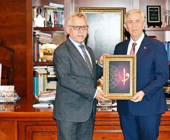 Yozgat Belediye Başkanı Dr. Kazım Arslan Ankara Büyükşehir Belediye Başkanı Mansur Başkan’la görüştü