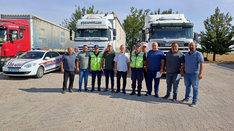 Yozgat İl Jandarma Komutanlığı'ndan Boğazlıyan Şoförlerine Trafik Eğitimi