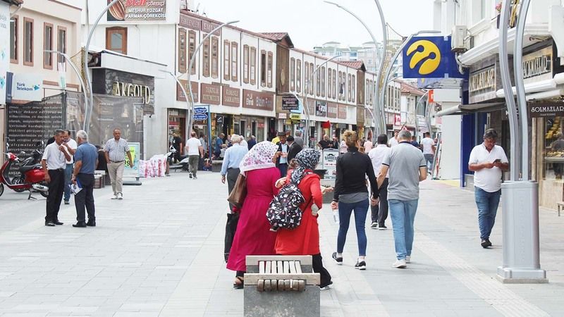 Yozgat’ta Göç Nasıl Durdurulur? Vatandaş Çözüm Önerisi Sundu…
