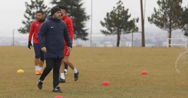 Nevşehir Belediyespor Teknik Direktörü Balcıoğlu, “Biz vazgeçmedik, geçmeyeceğiz”
