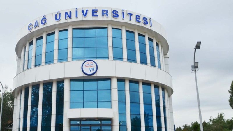 Akademisyenlik Hayali Gerçek Oluyor! Çağ Üniversitesi Duyurdu!