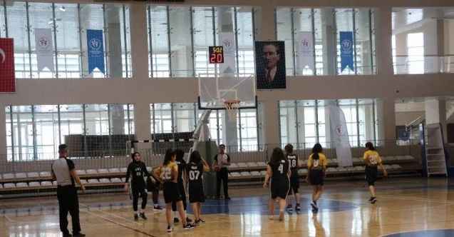 Siirt’te okullar arası basketbol turnuvası başladı