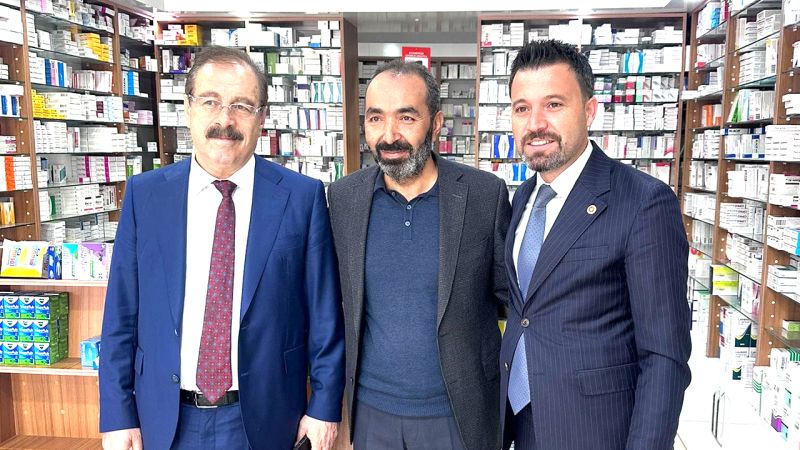 Siyasete Dönüş Sinyali mi? Harun Lekesiz'e Ak Parti'den Sürpriz Ziyaret