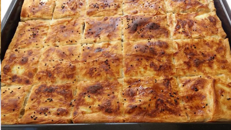 Nefis Kıymalı Yufka Böreği Tarifi