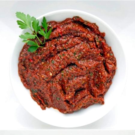 Nefis Kebapçı Usulü Acılı Ezme Tarifi