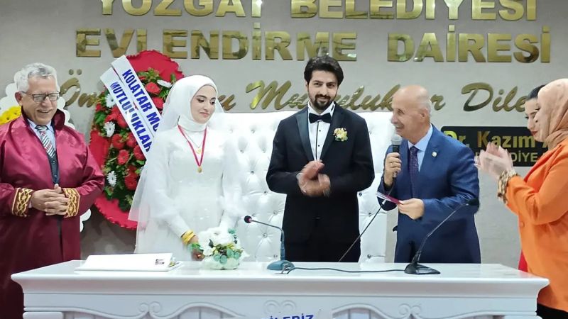 Yozgat’ta Anlamlı Nişan Töreni: Sedat Tuygun’un Oğlu Berke Evliliğe İlk Adımı Attı