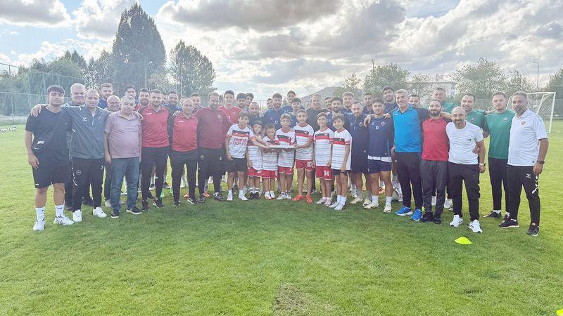 Minik sporculardan büyük destek