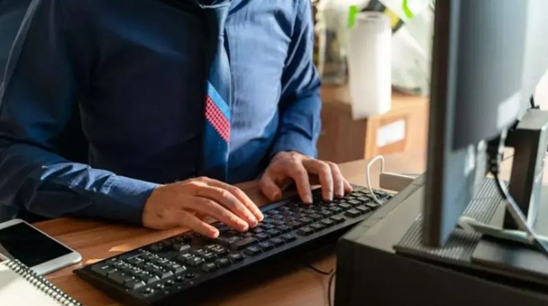 Cuma Günleri Resmi Tatil Olacak Mı? Hafta Sonu Tatili Uzuyor Mu?