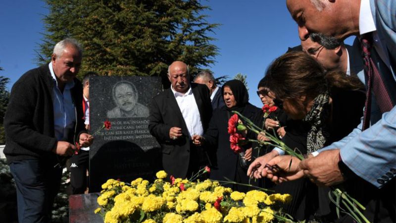 Türkülerde Yaşayan Efsane: Neşet Ertaş, Vefatının 12. Yılında Unutulmadı