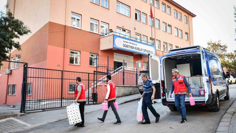 Ankara Büyükşehir Belediyesi'nden Okullara Çifte Destek
