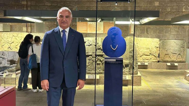 İzinsiz Yurt Dışına Çıkarılan Tarihi Eserleri Ülkemize Getirmeyi Başarıyoruz