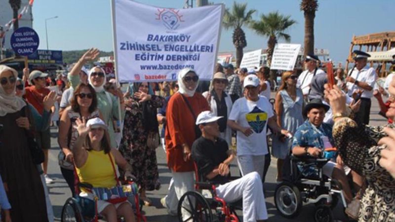 Ayvalık’ta 32. Geleneksel Engelliler Şenliği Coşkuyla Kutlandı