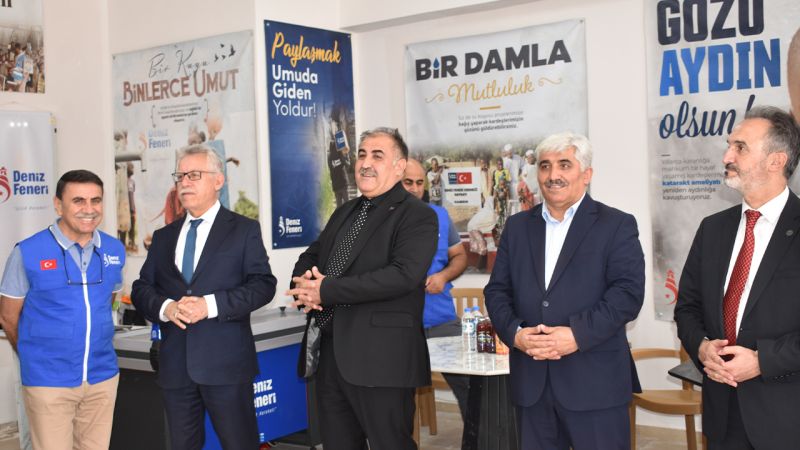 Yozgat’ta Deniz Feneri Geçici Giyim Mağazası Açıldı