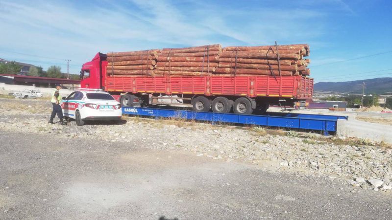 Yozgat İl Jandarma Komutanlığı'ndan Yük Taşıyan Araçlara Trafik Denetimi