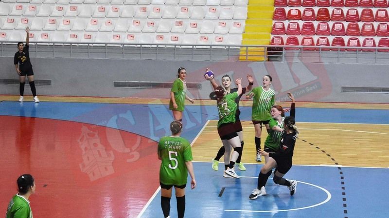 Kırmızı-Siyahlılar Şanssız Başladı: Yozgat ASH, İlk Maçında Mağlubiyetle Tanıştı!