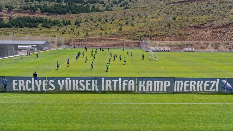 Erciyes Yüksek İrtifa Kamp Merkezi Bilimsel Araştırmaların Konusu Oldu