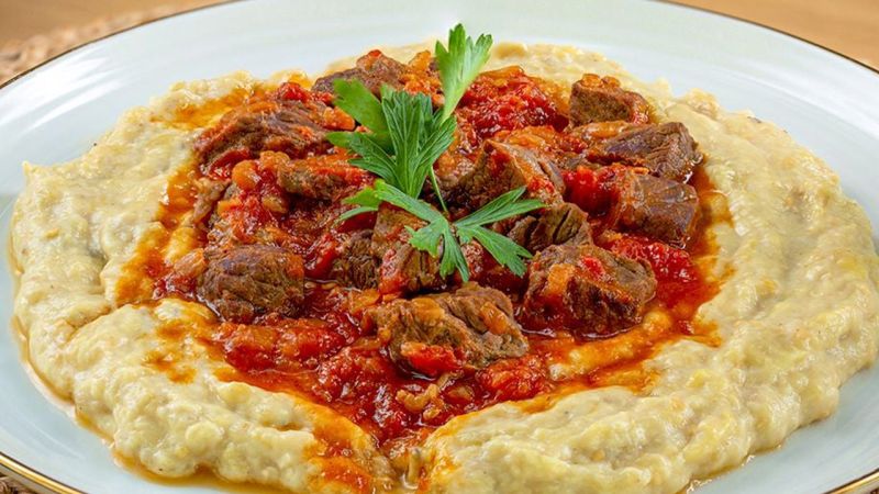 Hünkar Beğendi Tarifi: Osmanlı Saray Mutfağının Gizli Lezzeti