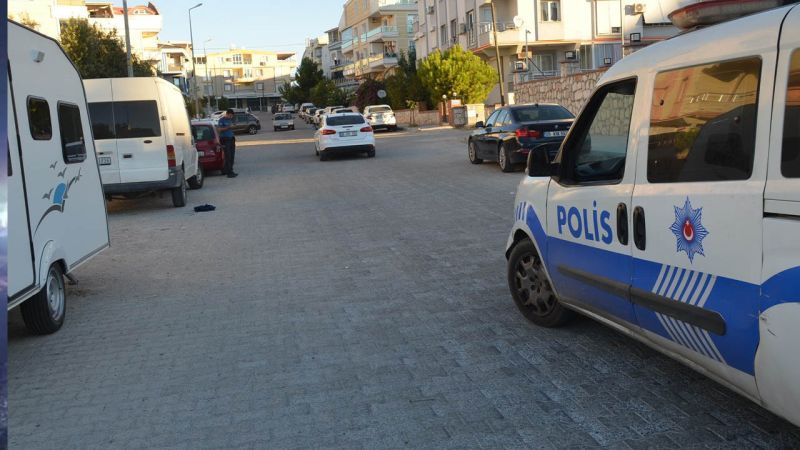 Didim'de Vahşet: Boşanma Aşamasındaki Eşini Çocuklarının Önünde Öldürdü