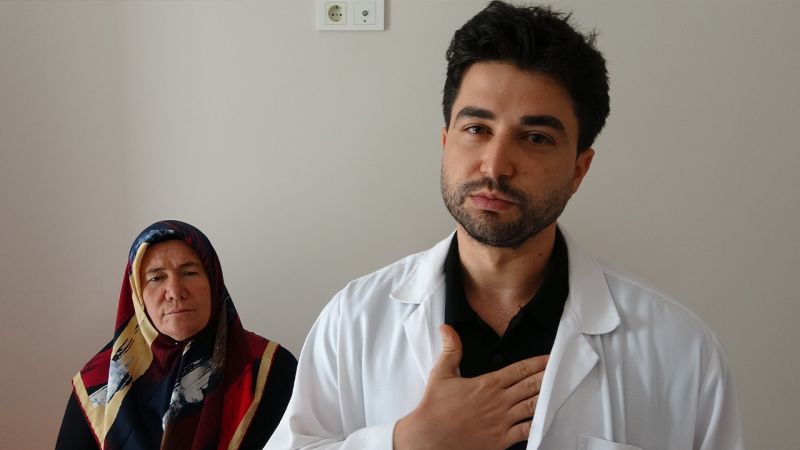 Mersin'de 49 Yaşındaki Hanife Yıldız Erken Teşhisle Kanseri Yendi
