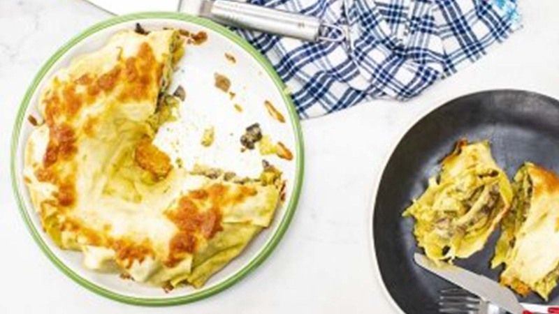 Klasik Lazanyadan Farklı Bir Deneyim: Kek Kalıbında Lazanya!