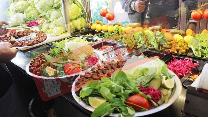 Yozgat’a Çiğ Köfteyi Sevdiren Adamlar!