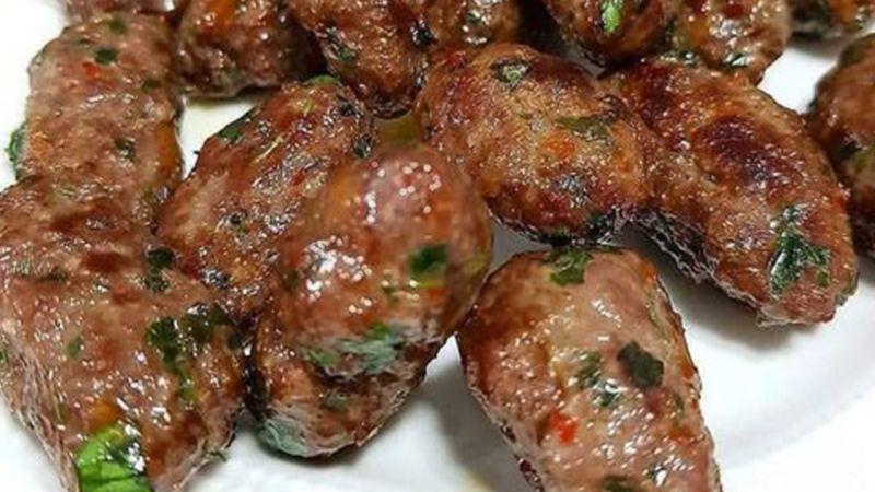 Lezzetin Sırrı: Anne Köftesi Tarifi