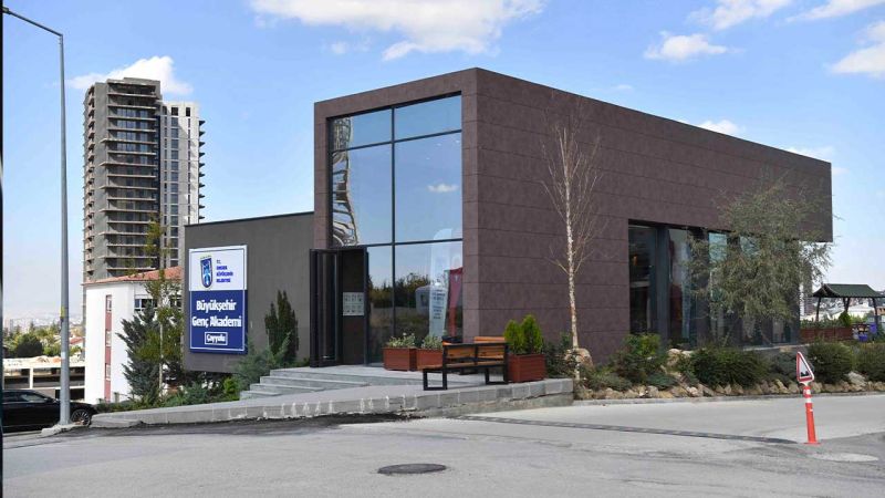 Ankara Büyükşehir Belediyesi'nden Gençlere Yeni Bir Merkez