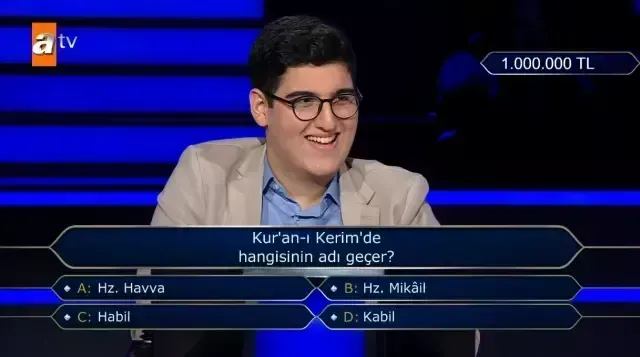 Kim Milyoner Olmak İster'de Heyecan Dolu Anlar: 'Milyonluk' Soru Ne?