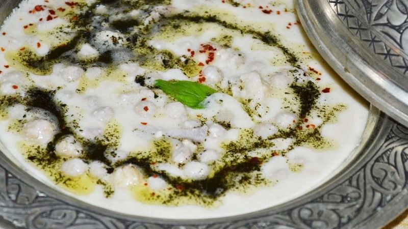 Gaziantep Mutfağının Gözdesi: Yoğurtlu Yuvalama Çorbası!