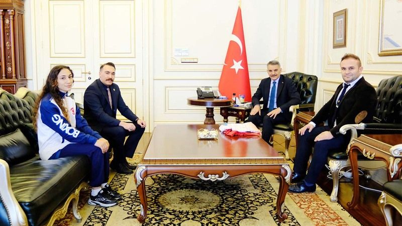 Yozgat Valisi Özkan’dan Genç Sporcuya Tam Destek!