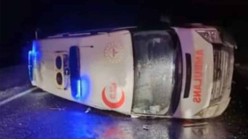 Yozgat’ta Hasta Nakli Yapan Ambulans Kaza Yaptı