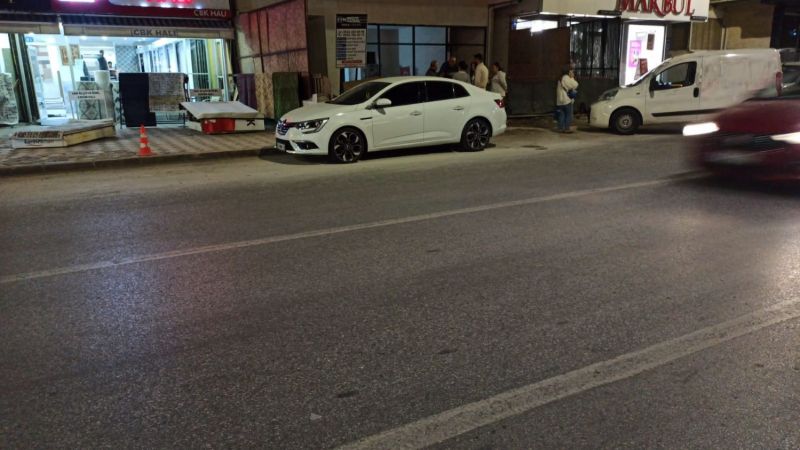 Çocuğun ayağının üzerinden geçen sürücü Kalbinden bıçaklandı!