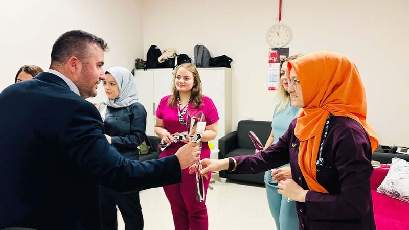 Yozgat Şehir Hastanesi Başhekimi Kozan'dan Anestezi Ekibine Teşekkür!