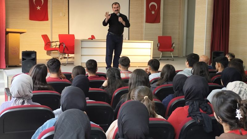 Yozgatlı Profesör Böyükata: Hayali Olan Genç Yorulmaz